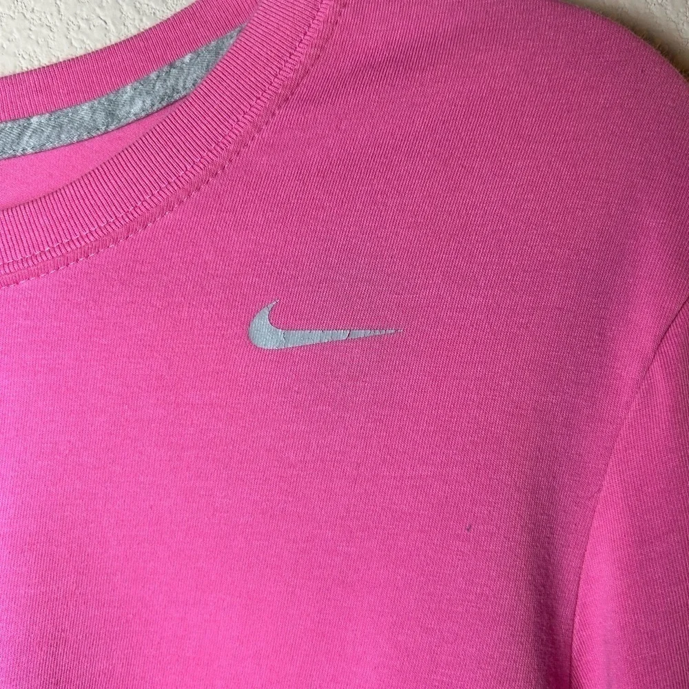 Nike Cropped Dri Fit Long Sleeve Large Pink Scissor Cut Athleisure Top Athletic